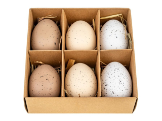 Plastikowe jaja kurze