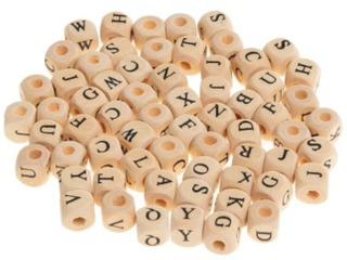 Koraliki drewniane alfabet rozmiar: 8mm ilość: 60 szt.